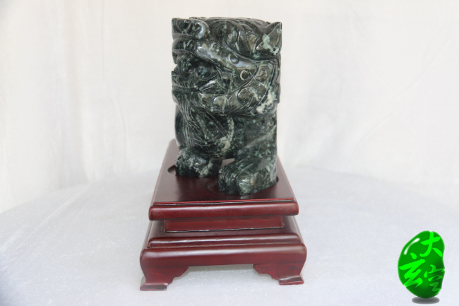 狻猊 大：68000￥ ?。?8000￥